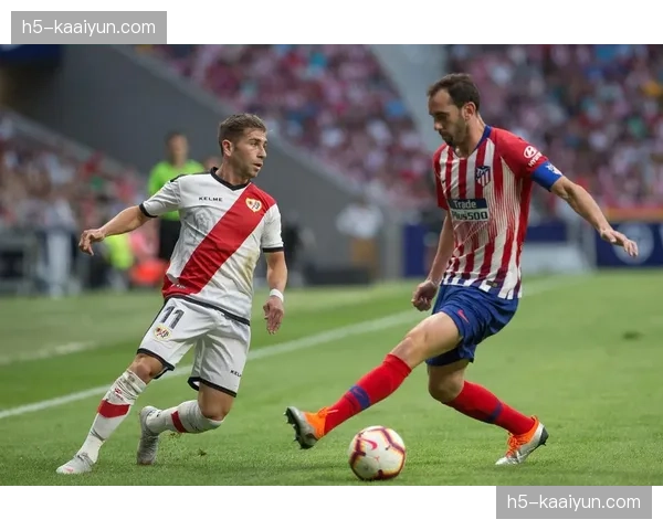 西甲保级区混战局面可能持续至赛季末轮 单场胜负重塑格局 西甲保级区混战局面可能持续至赛季末轮 单场胜负重塑格局