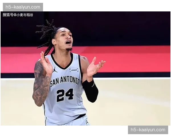 马刺瓦塞尔持球投中距离效率稳定 但其防守端横移速度成对手针对目标